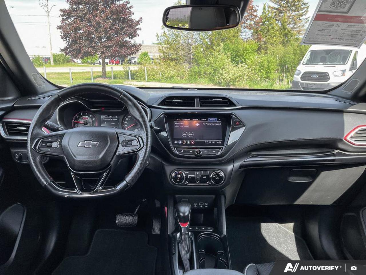 2021 Chevrolet TrailBlazer RS | Heated Seats | Blind-Spot | Pre-Collision Braking | Lane Keep Assist | CarPlay | Android Auto Photo