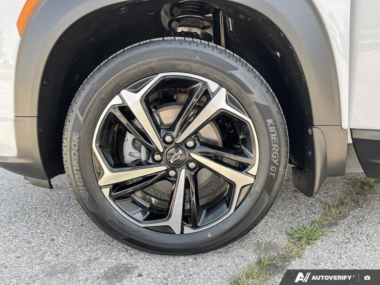 2021 Chevrolet TrailBlazer RS | Heated Seats | Blind-Spot | Pre-Collision Braking | Lane Keep Assist | CarPlay | Android Auto Photo