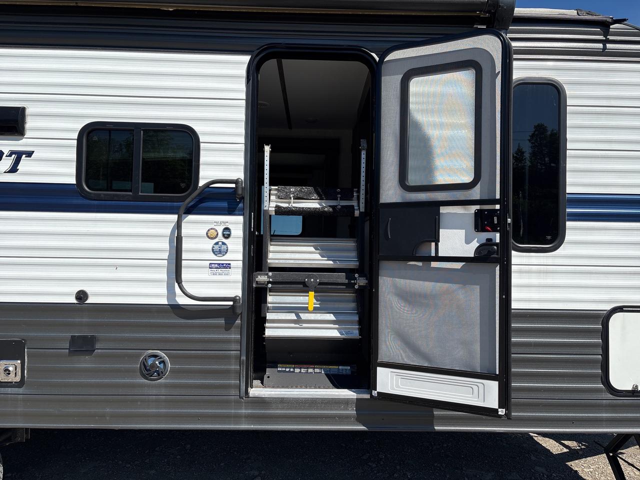 2022 Willys SP GULFSTREAM KINGSPORT Series -M268BH Photo