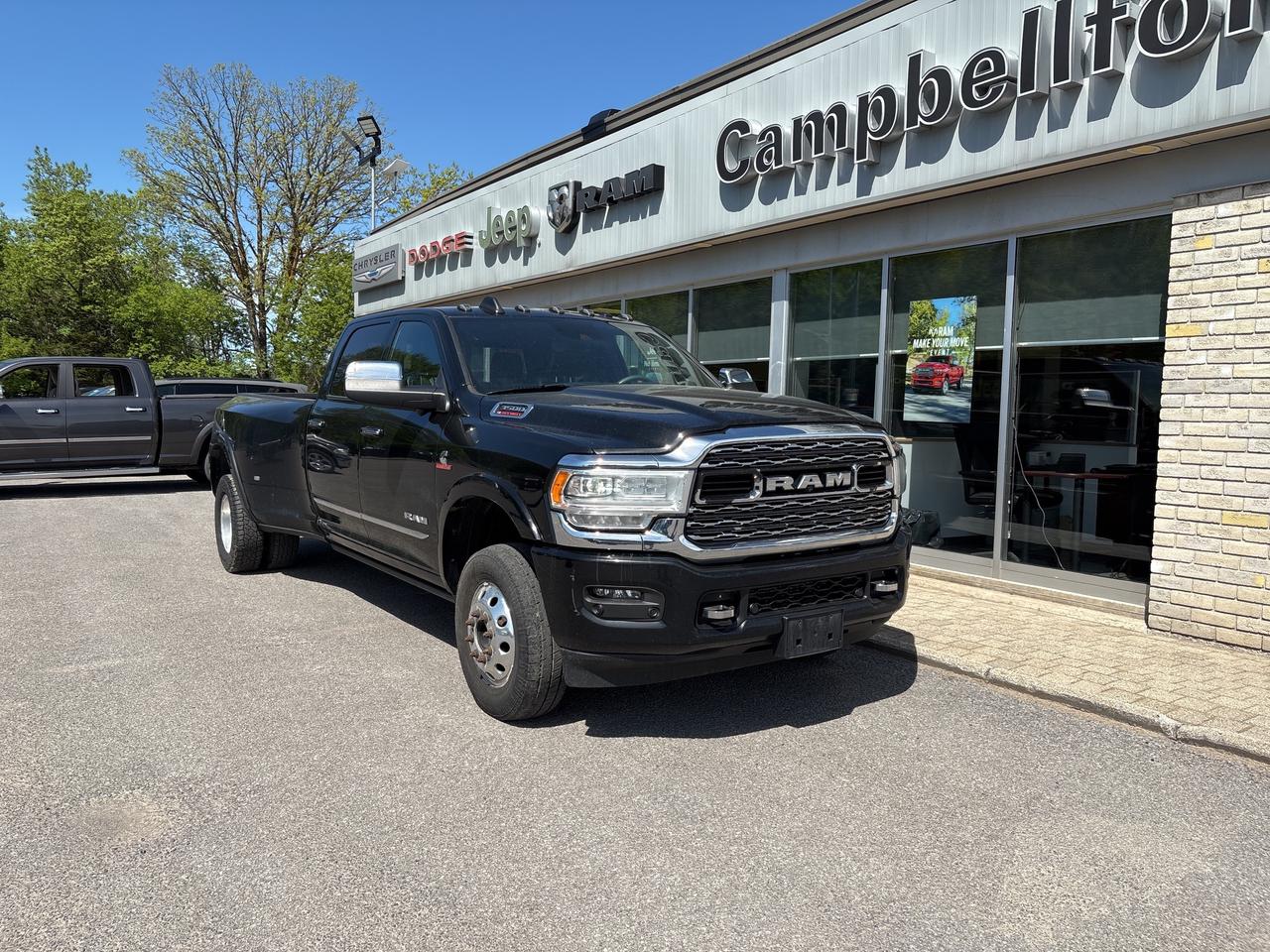 2021 RAM 3500 Limited Photo2