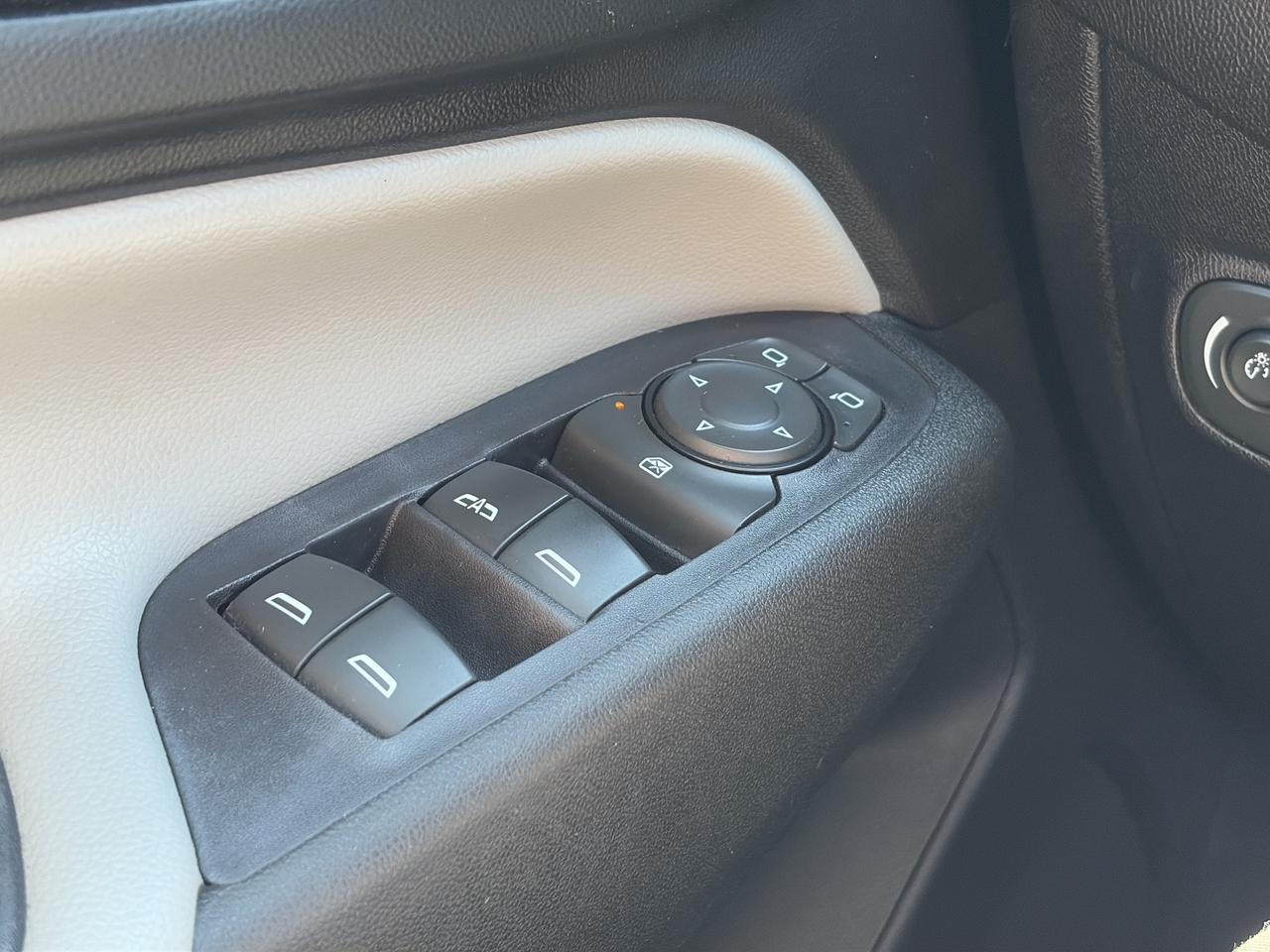 2018 Chevrolet Equinox LS FWD   Heated Seats   Remote Start Photo