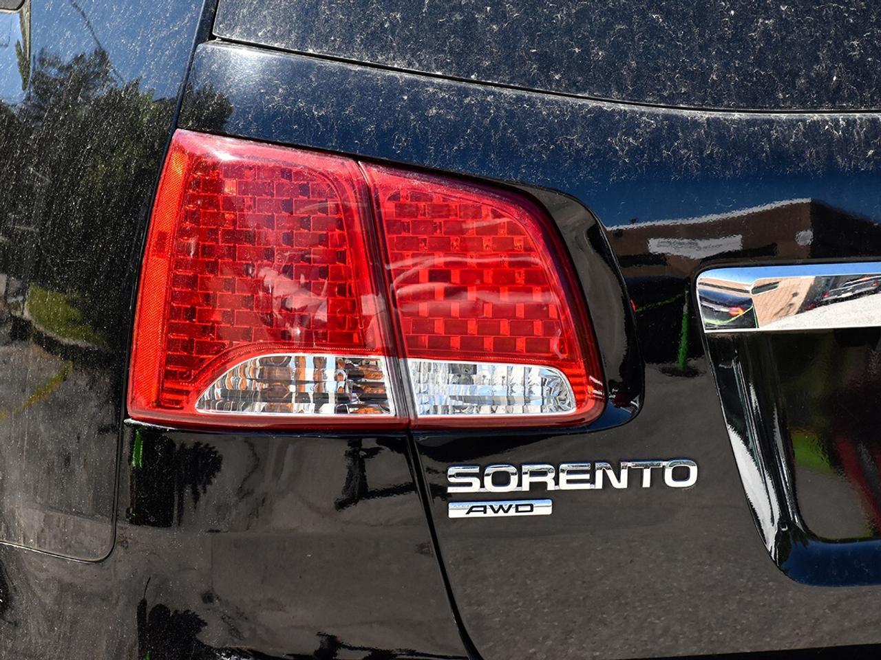 2013 Kia Sorento *EX AWD   Heated Seats   Bluetooth* Photo