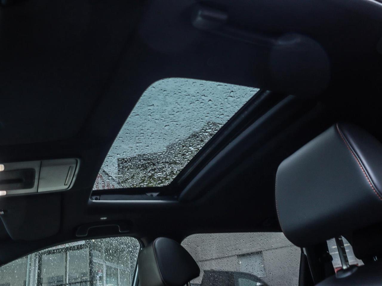 2023 Honda CR-V Hybrid Touring LEATHER NAVI SUNROOF Photo