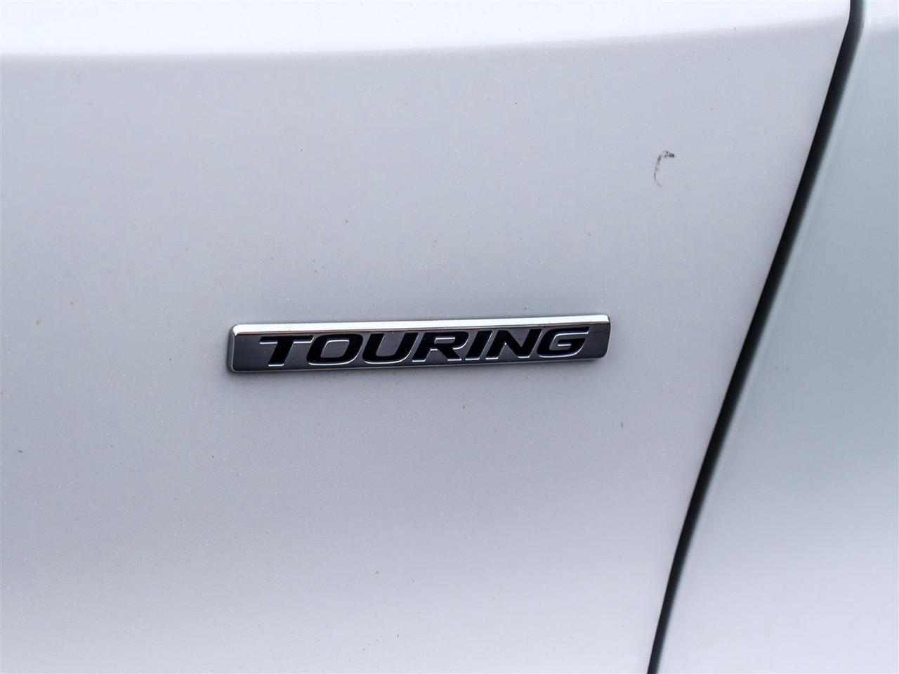 2023 Honda CR-V Hybrid Touring LEATHER NAVI SUNROOF Photo
