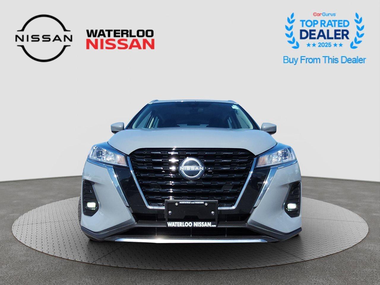 2022 Nissan Kicks SV Photo