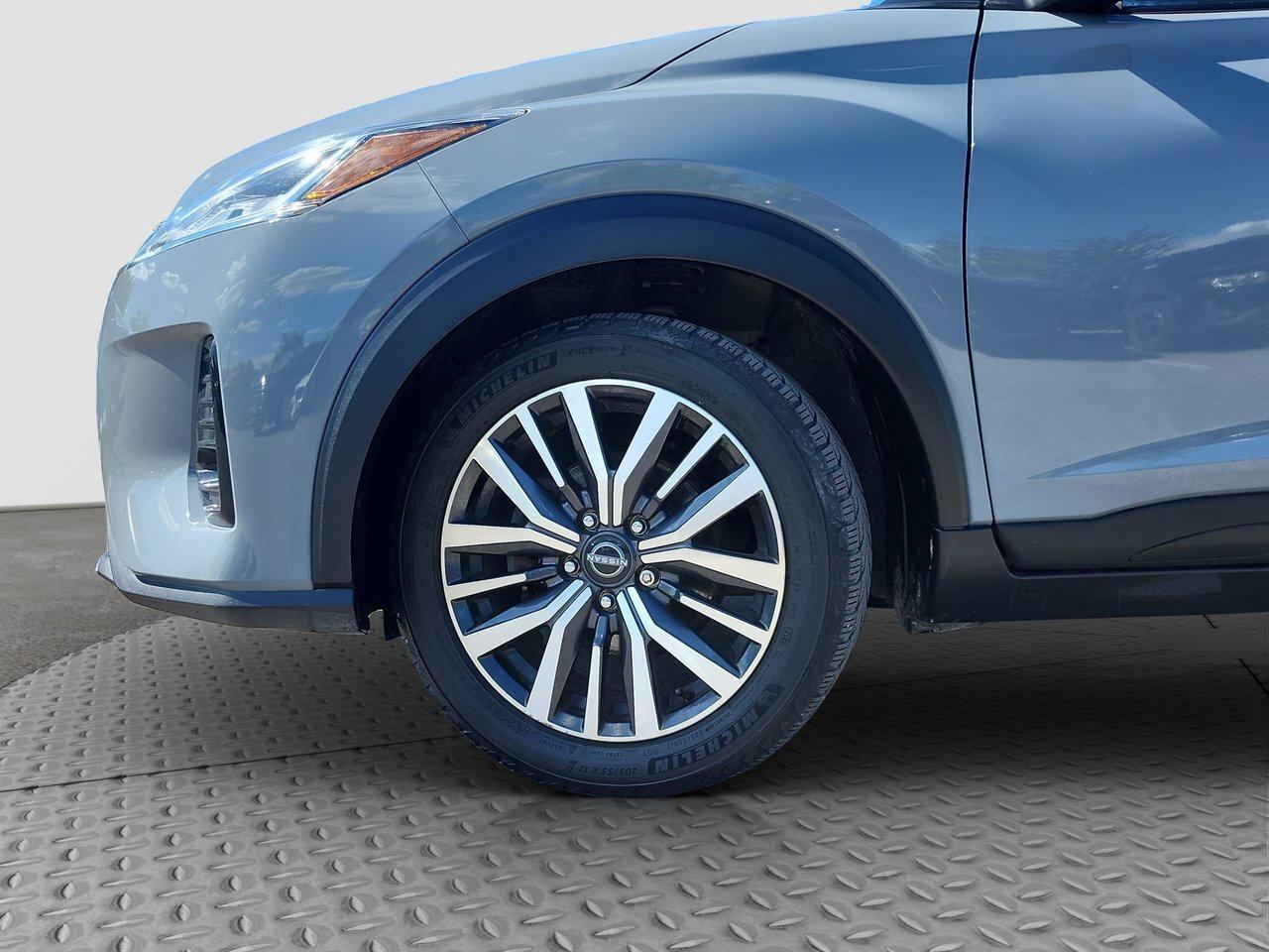 2022 Nissan Kicks SV Photo