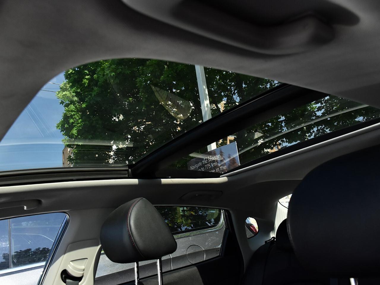 2018 Kia Optima SX TURBO Photo