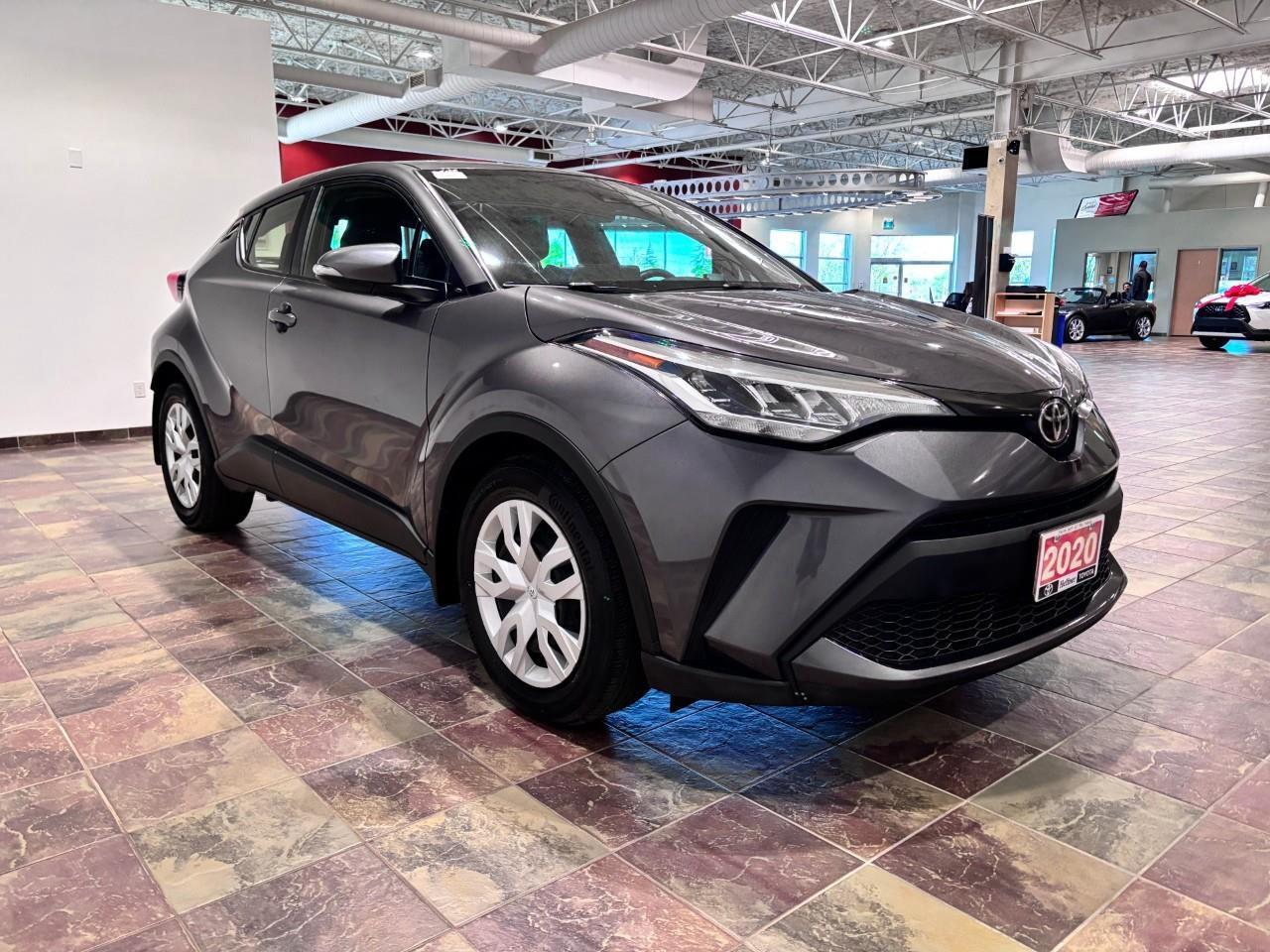 2021 Toyota C-HR XLE Premium Photo