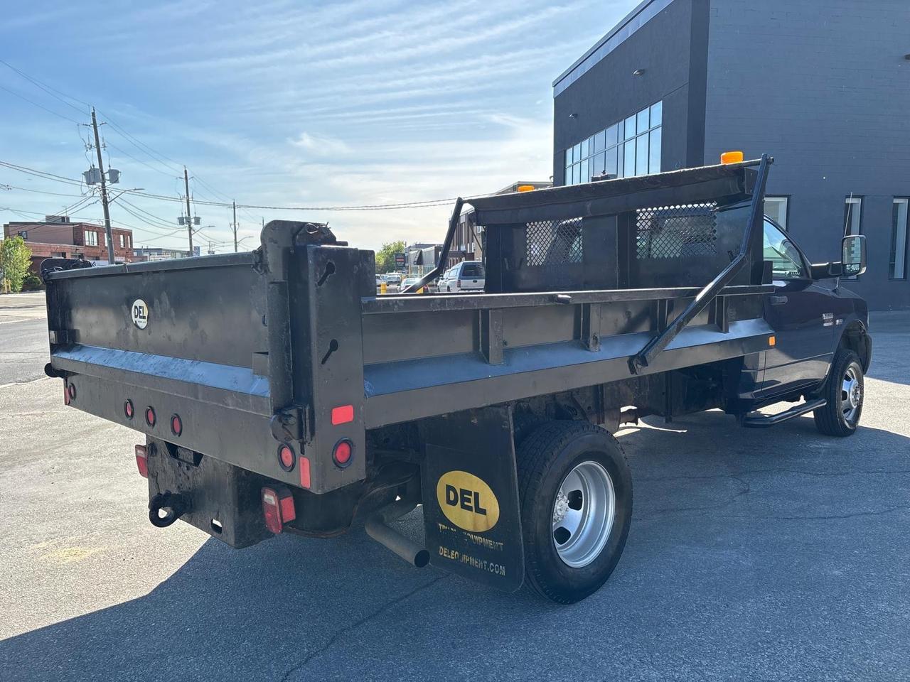 2012 RAM 3500 4WD-V8 HEMI-11 FOOT DEL DUMP BOX-1 OWNER-CERTIFIED Photo