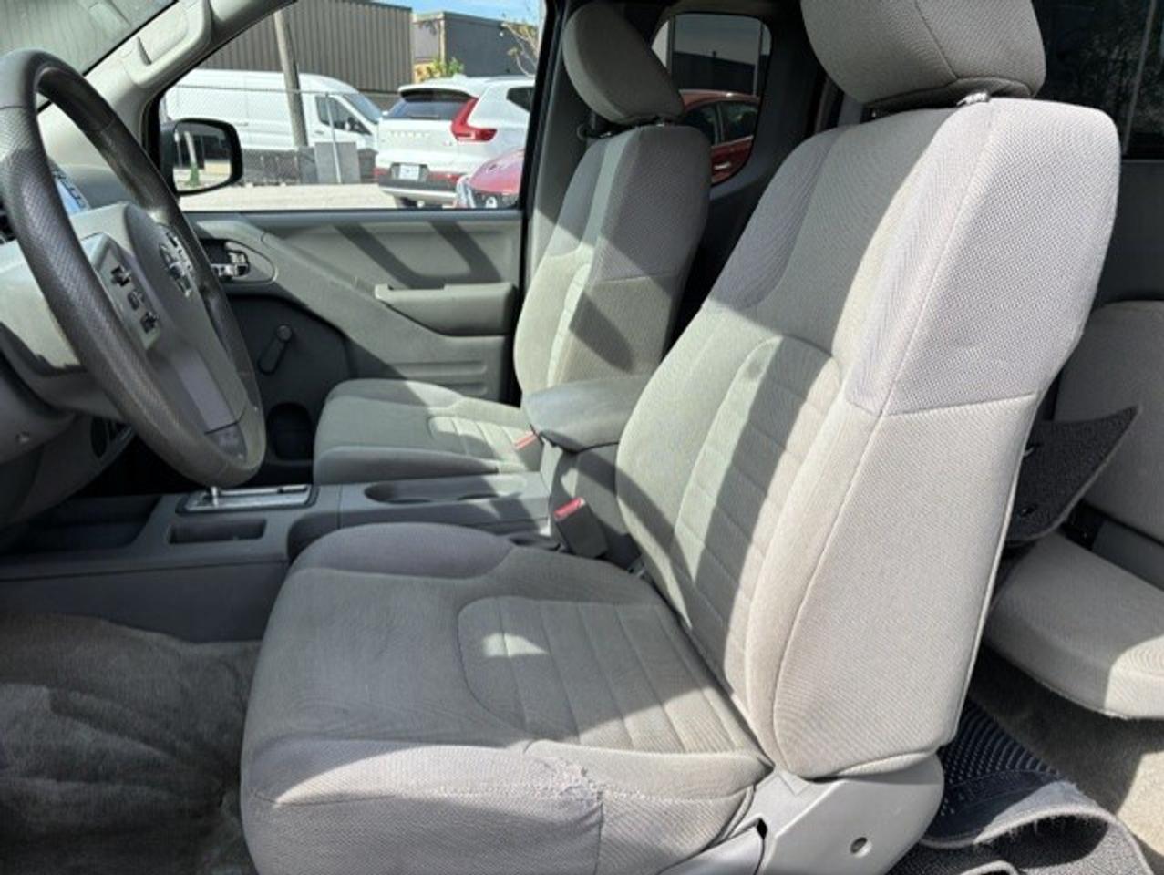 2018 Nissan Frontier King Cab **AUTOMATIC-4 CYLINDER-CAMERA-CERTIFIED** Photo