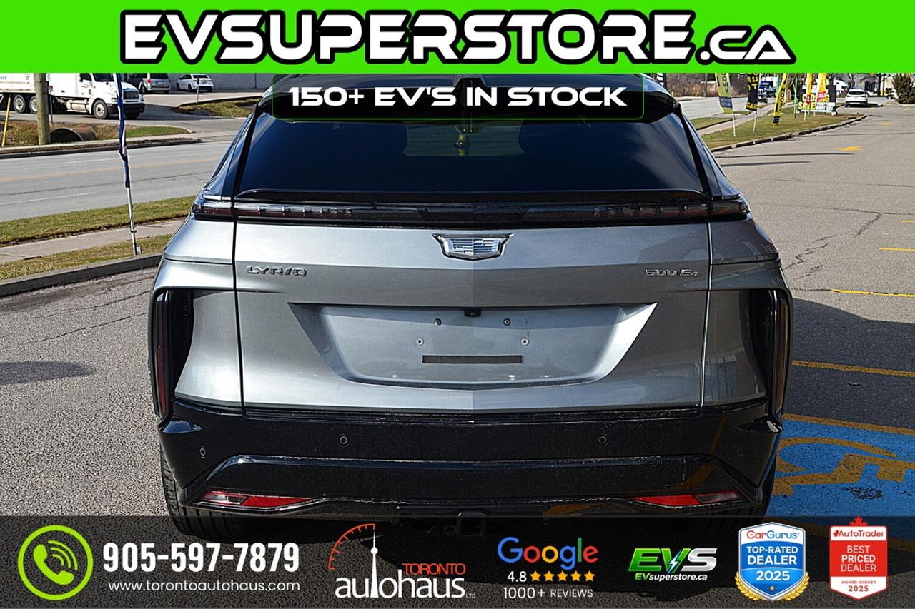 2024 Cadillac LYRIQ SPORT 2 AWD I 12 in STOCK at EVSUPERSTORE.ca Photo
