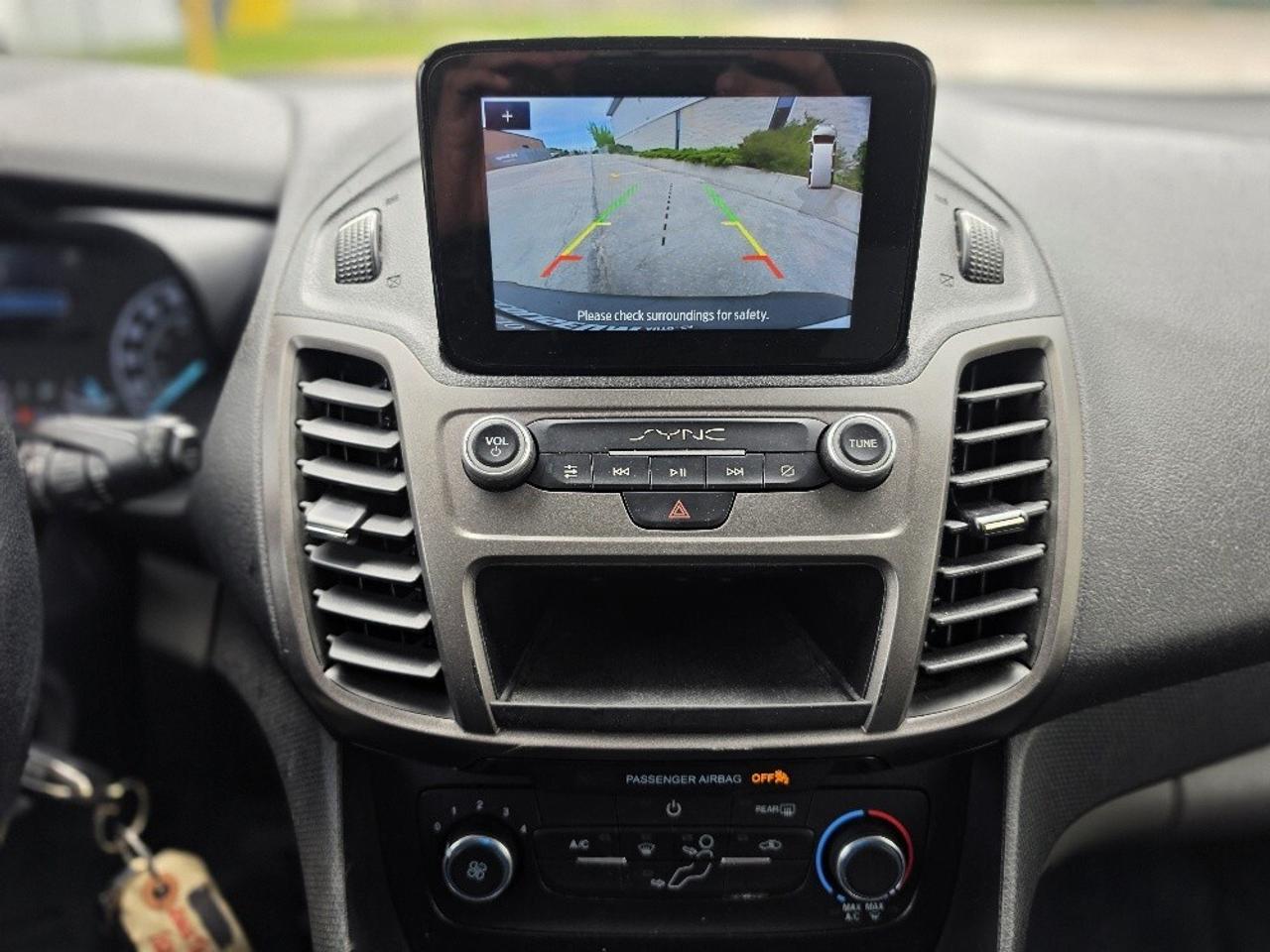 2022 Ford Transit Connect XL NAVIGATION-CAMERA-DIVIDER-REAR LIFTGATE-FINANCE Photo