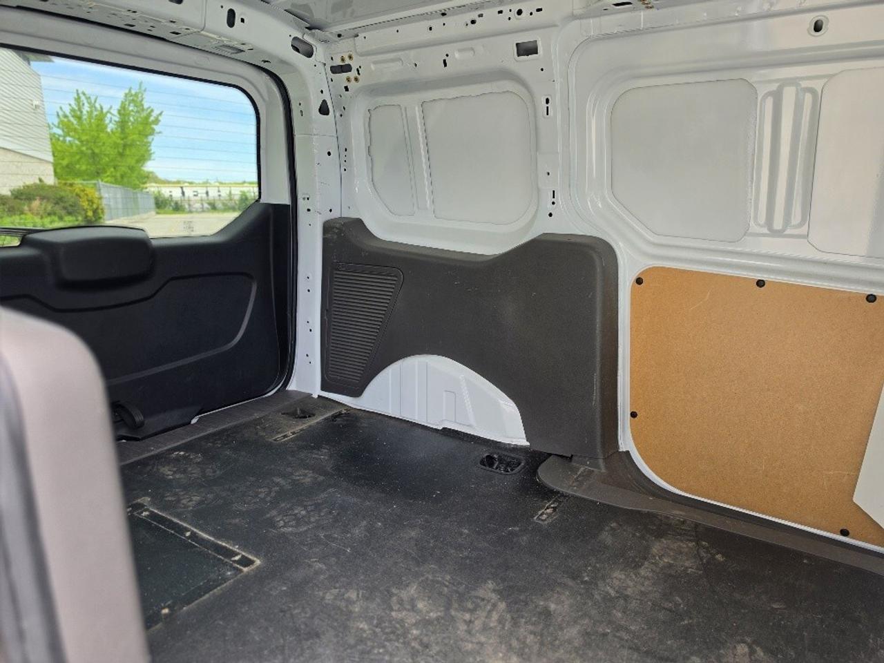 2022 Ford Transit Connect XL NAVIGATION-CAMERA-DIVIDER-REAR LIFTGATE-FINANCE Photo