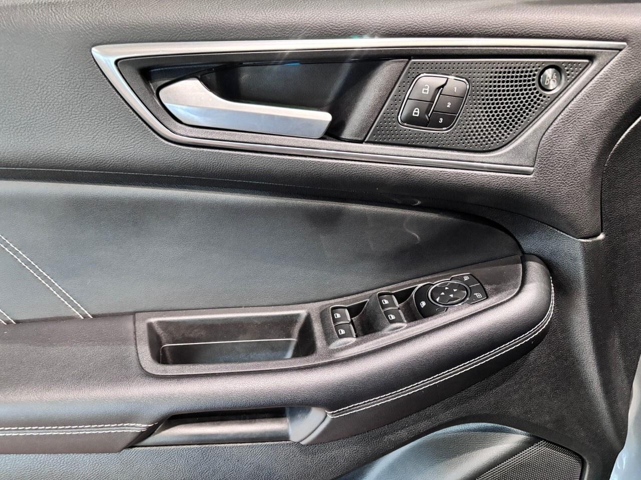 2024 Ford Edge ST AWD Photo