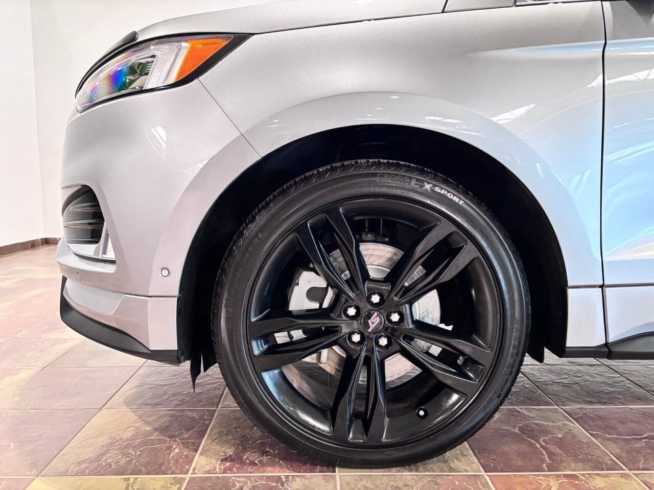 2024 Ford Edge ST AWD Photo