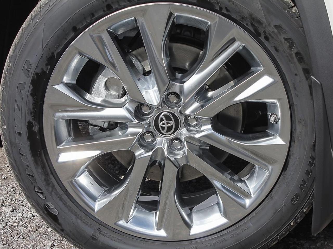 2026 Toyota Highlander HYBRID Limited AWD Photo