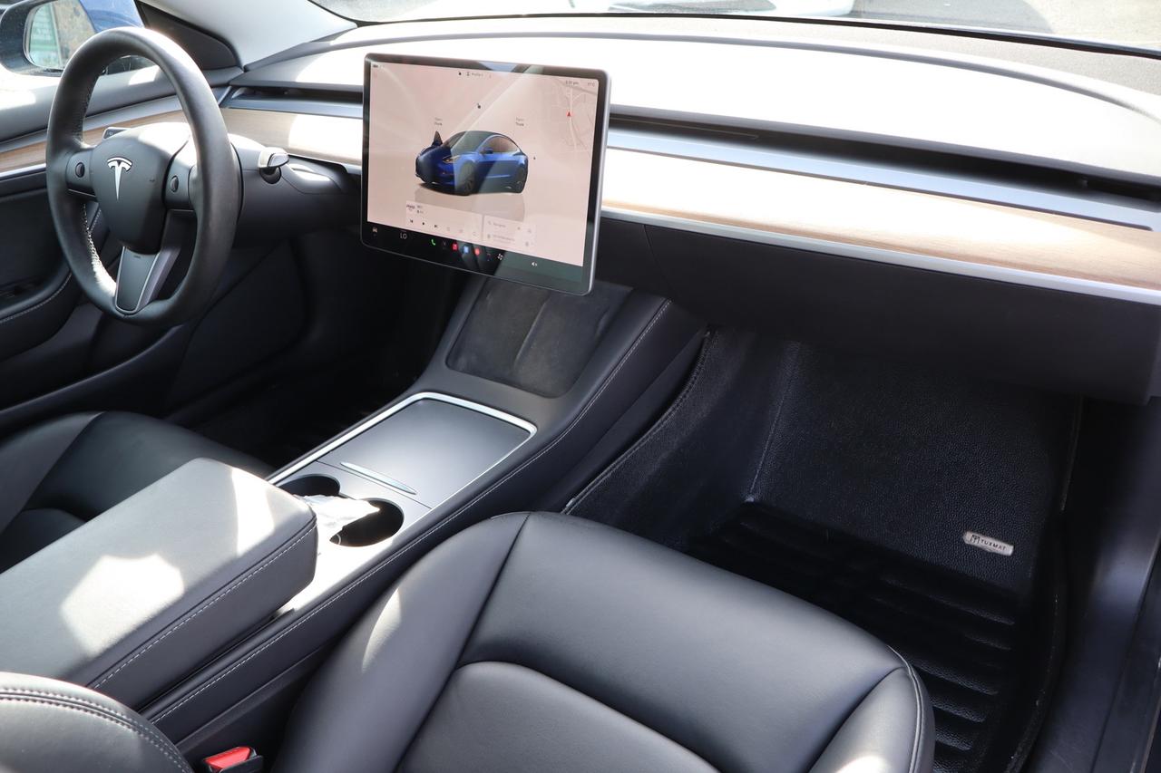 2022 Tesla Model 3 Standard Range Plus   No Accident   Clean Carfax Photo