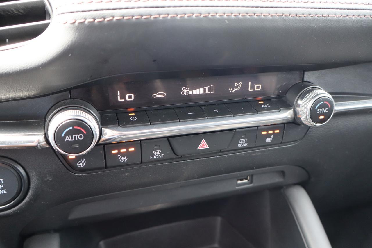 2019 Mazda MAZDA3 GS SKYACTIV-G   ACCIDENT FREE   APPLE CARPLAY Photo