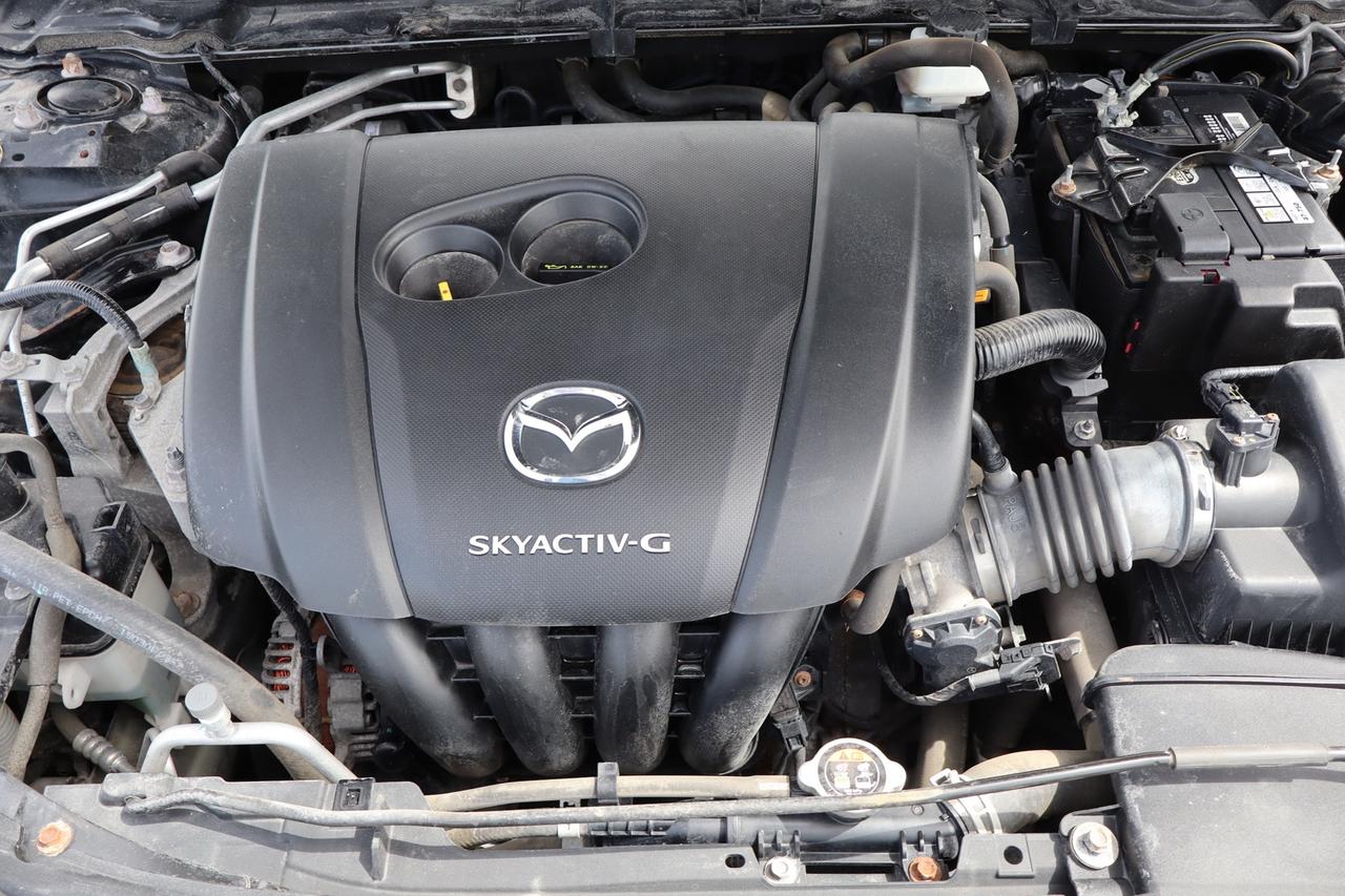 2019 Mazda MAZDA3 GS SKYACTIV-G   ACCIDENT FREE   APPLE CARPLAY Photo