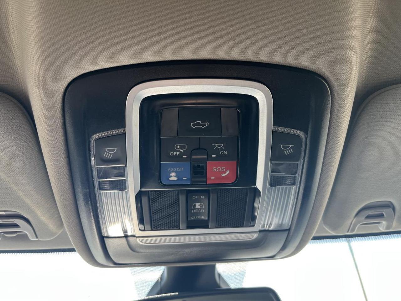 2023 RAM 2500 LARAMIE 4x4 Crew Cab 6'4 Box Photo