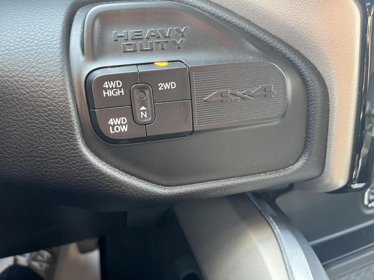 2023 RAM 2500 LARAMIE 4x4 Crew Cab 6'4 Box Photo