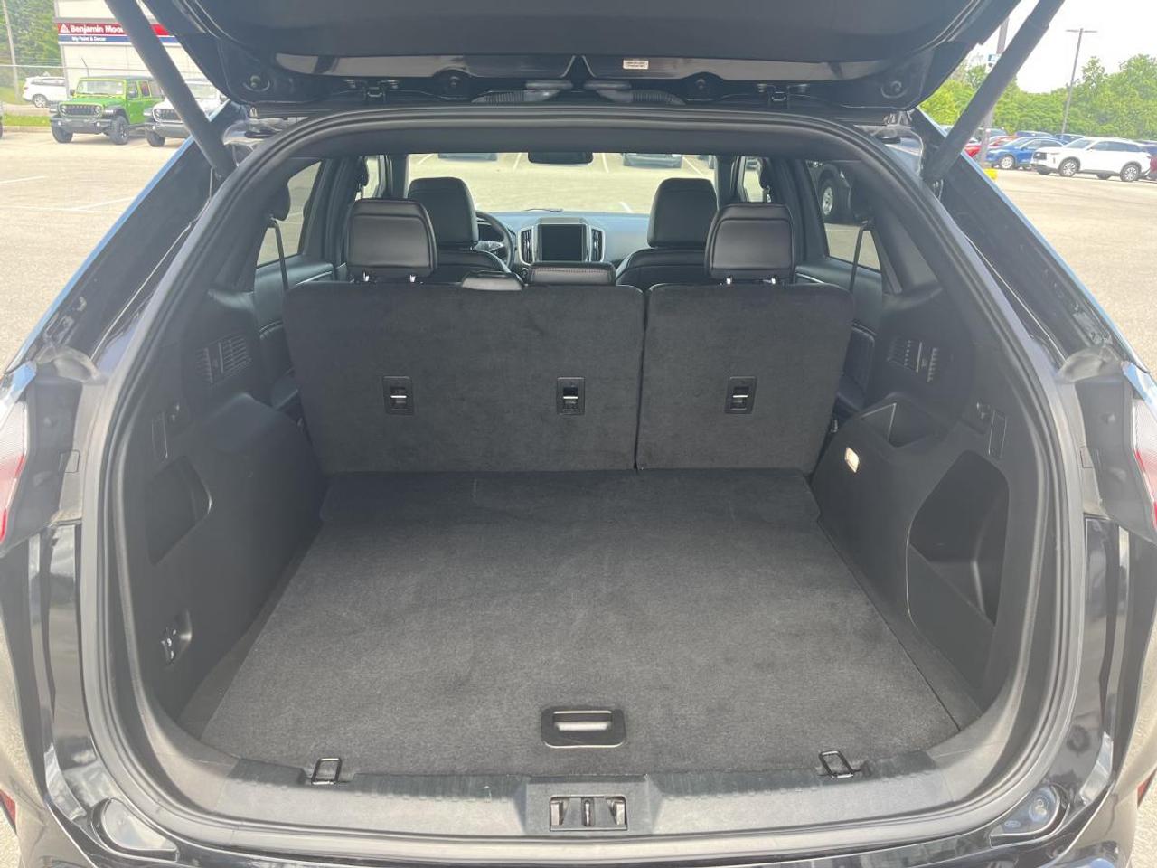 2024 Ford Edge ST Line AWD Photo