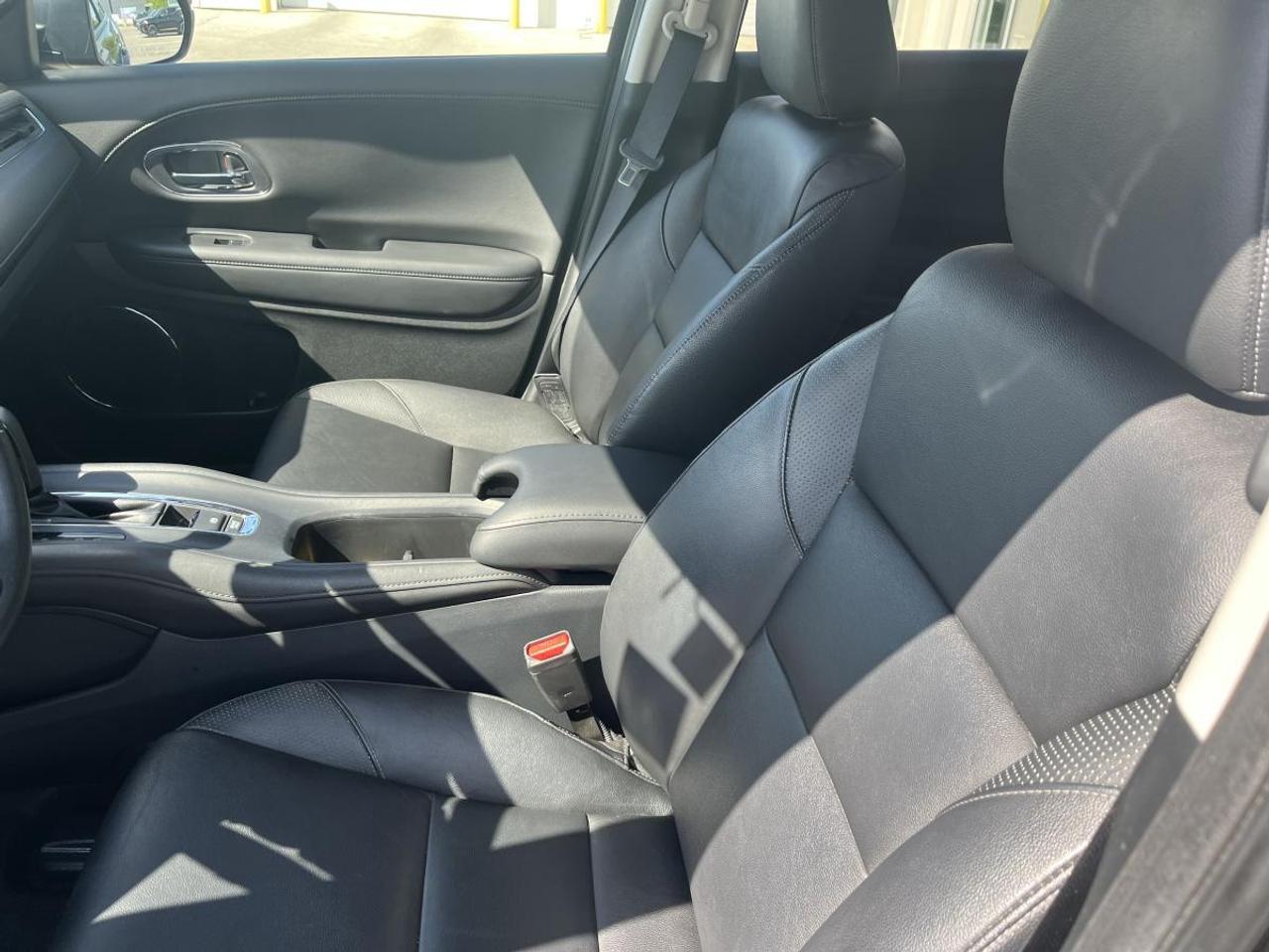 2017 Honda HR-V 4WD EX-L CVT with Navigation Photo