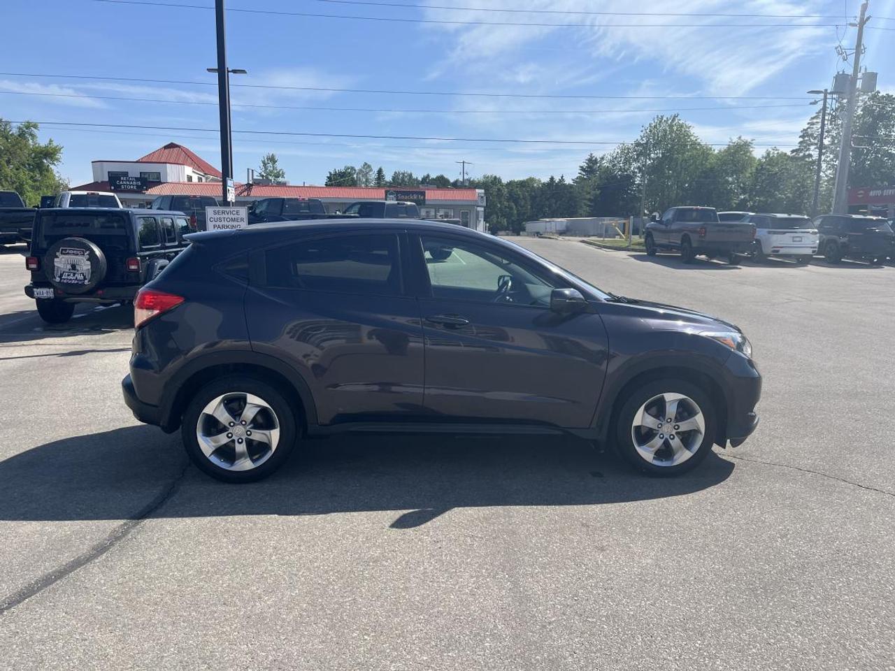 2017 Honda HR-V 4WD EX-L CVT with Navigation Photo