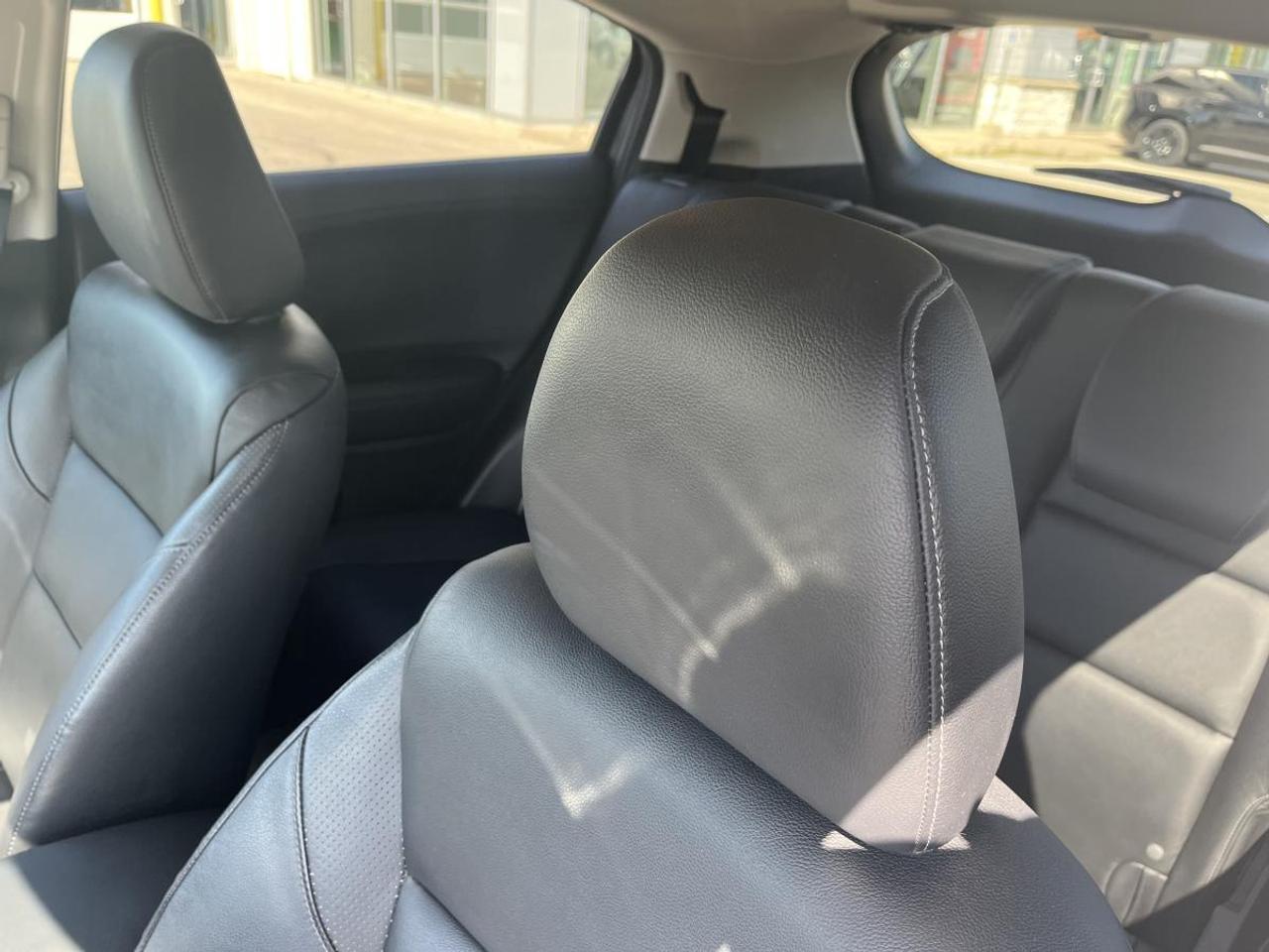 2017 Honda HR-V 4WD EX-L CVT with Navigation Photo