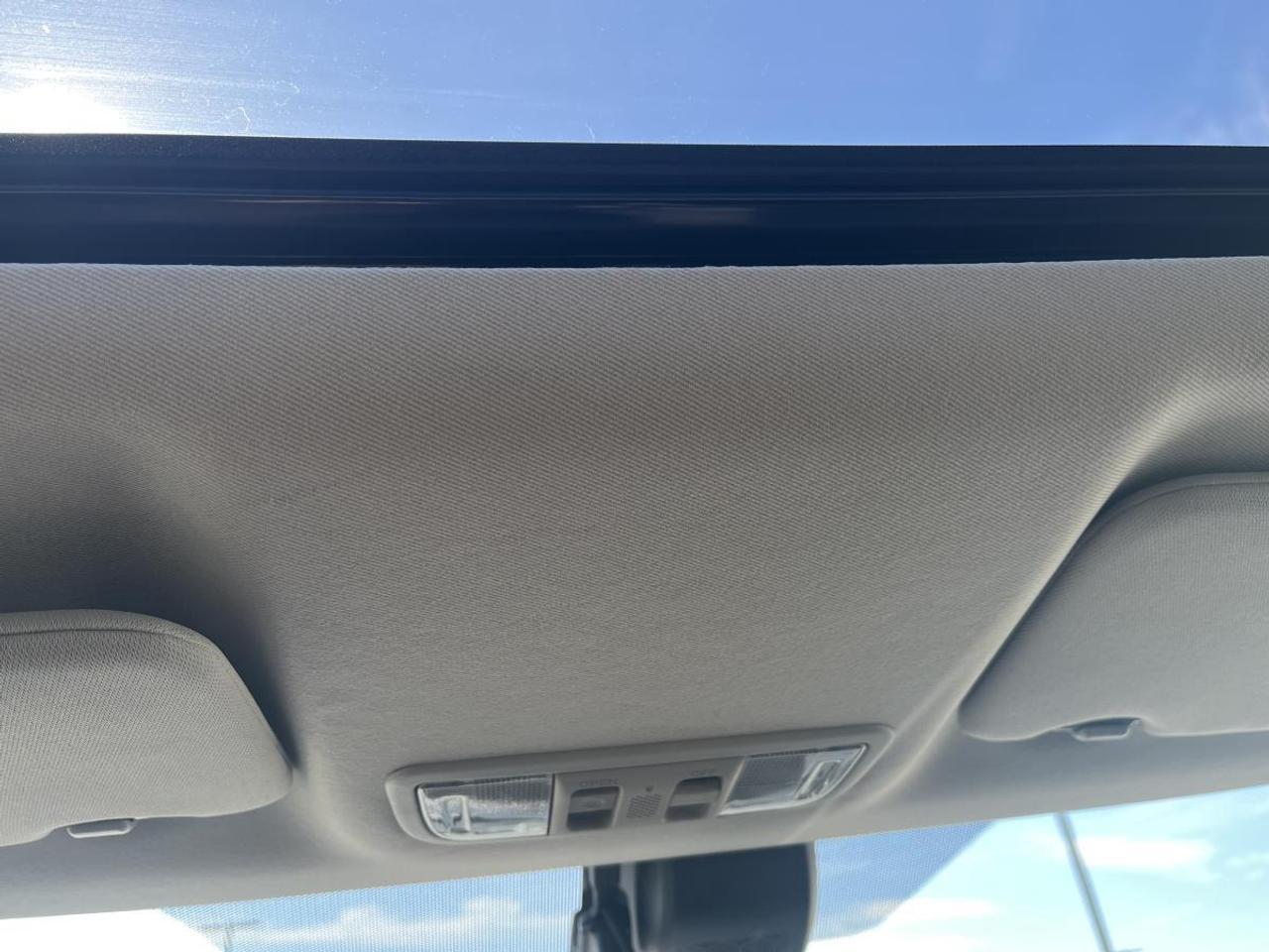 2017 Honda HR-V 4WD EX-L CVT with Navigation Photo