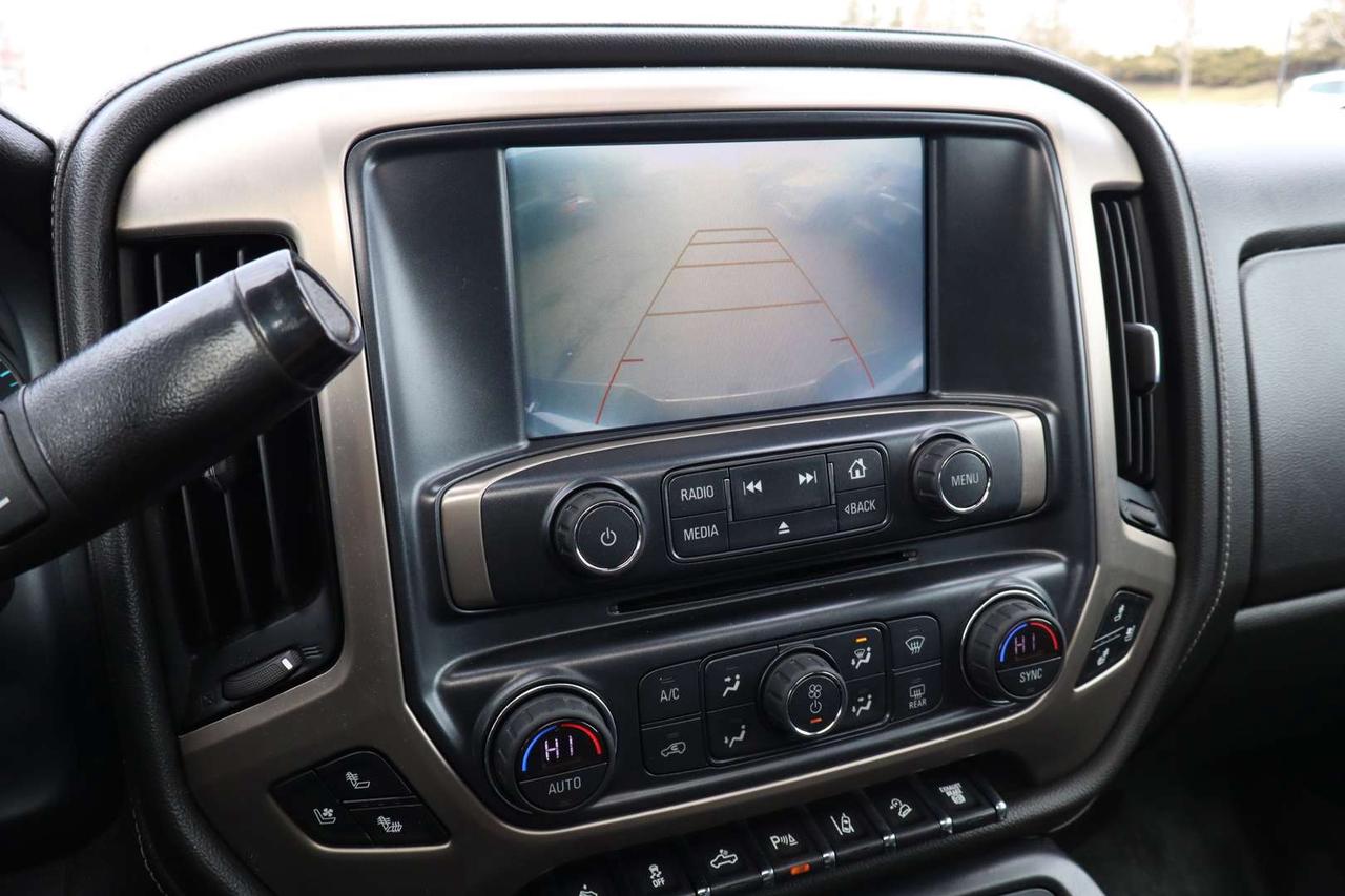 2018 GMC SIERRA 2500HD Denali Crew Cab 4WD Diesel Duramax Photo