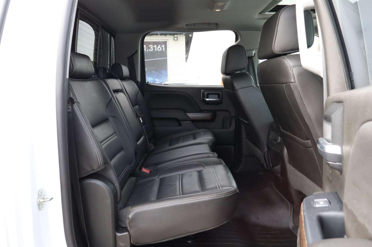 2018 GMC SIERRA 2500HD Denali Crew Cab 4WD Diesel Duramax Photo