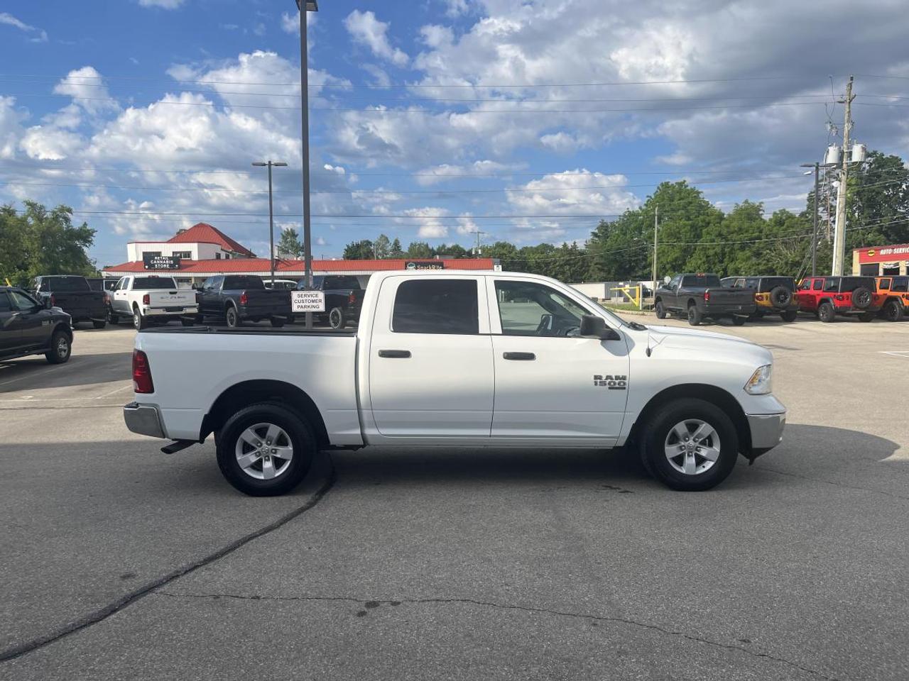 2023 RAM 1500 Classic SLT 4x4 Crew Cab 5'7 Box Photo