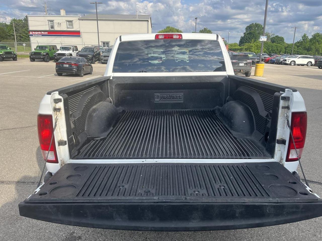 2023 RAM 1500 Classic SLT 4x4 Crew Cab 5'7 Box Photo