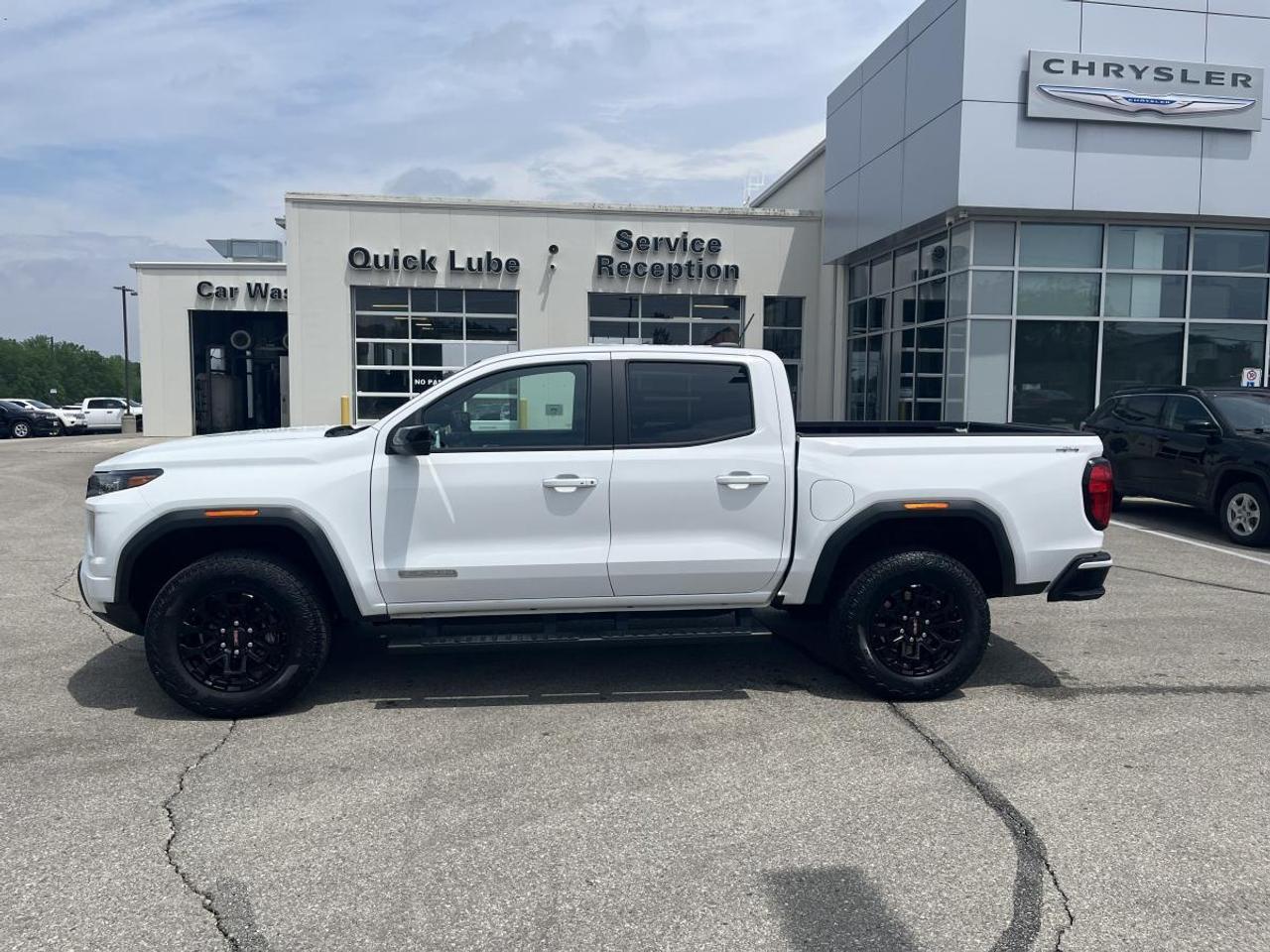 2026 GMC Canyon Crew Cab Short Box 4-Wheel Drive Elevation Photo