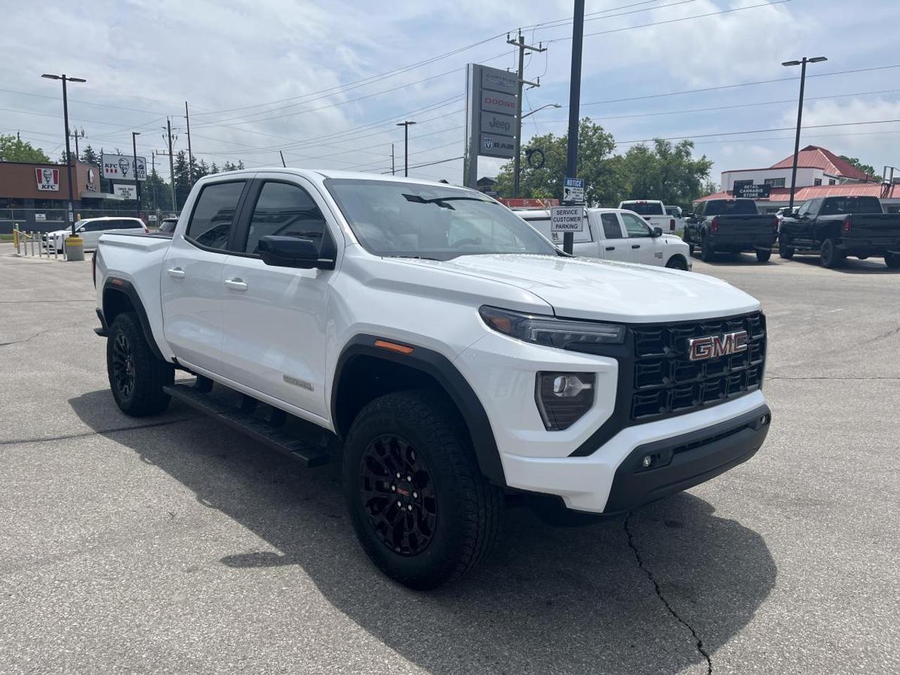 2026 GMC Canyon Crew Cab Short Box 4-Wheel Drive Elevation Photo