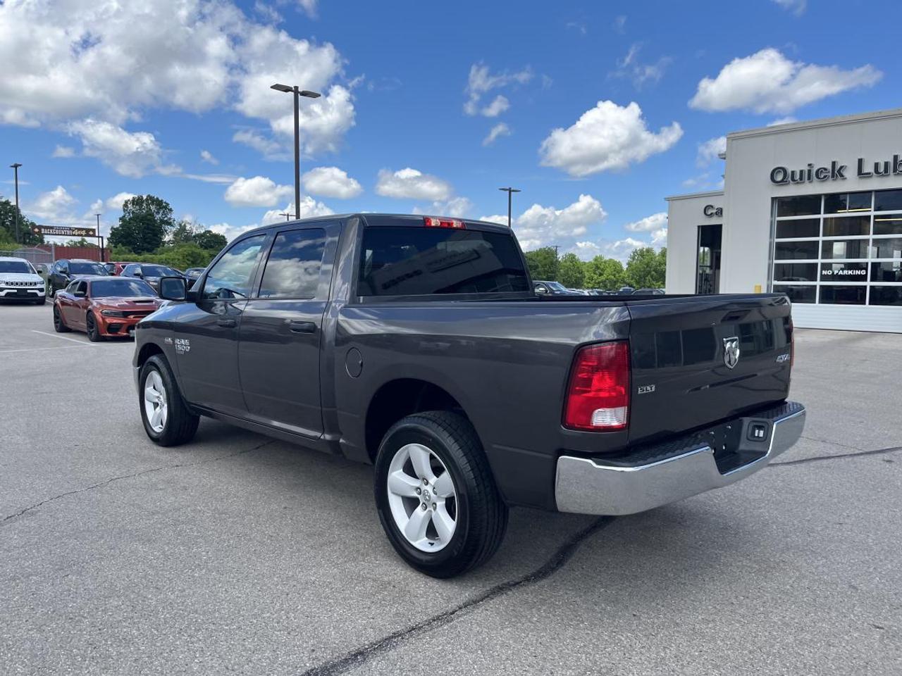 2023 RAM 1500 Classic SLT 4x4 Crew Cab 5'7 Box Photo3
