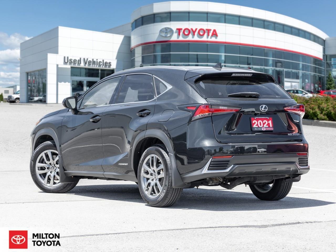 2021 Lexus NX 300h LEATHER SUNROOF CARPLAY VENTILATED SEATS Photo