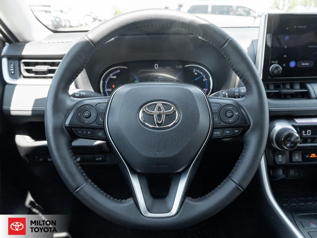 2025 Toyota RAV4 Hybrid SUNROOF CARPLAY HEATED STEERING ONE OWNER XLE Photo
