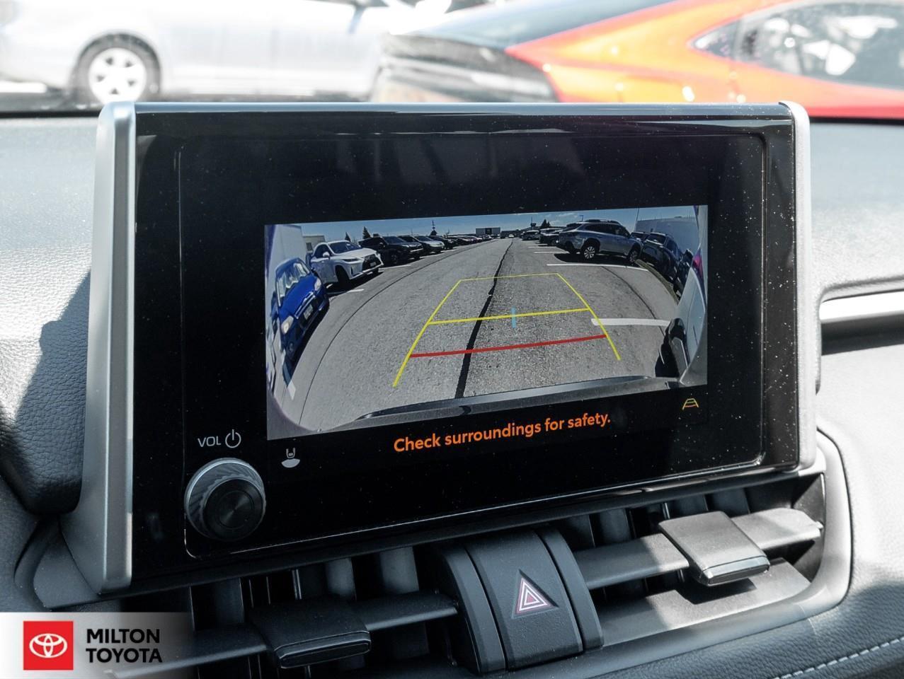 2025 Toyota RAV4 Hybrid SUNROOF CARPLAY HEATED STEERING ONE OWNER XLE Photo