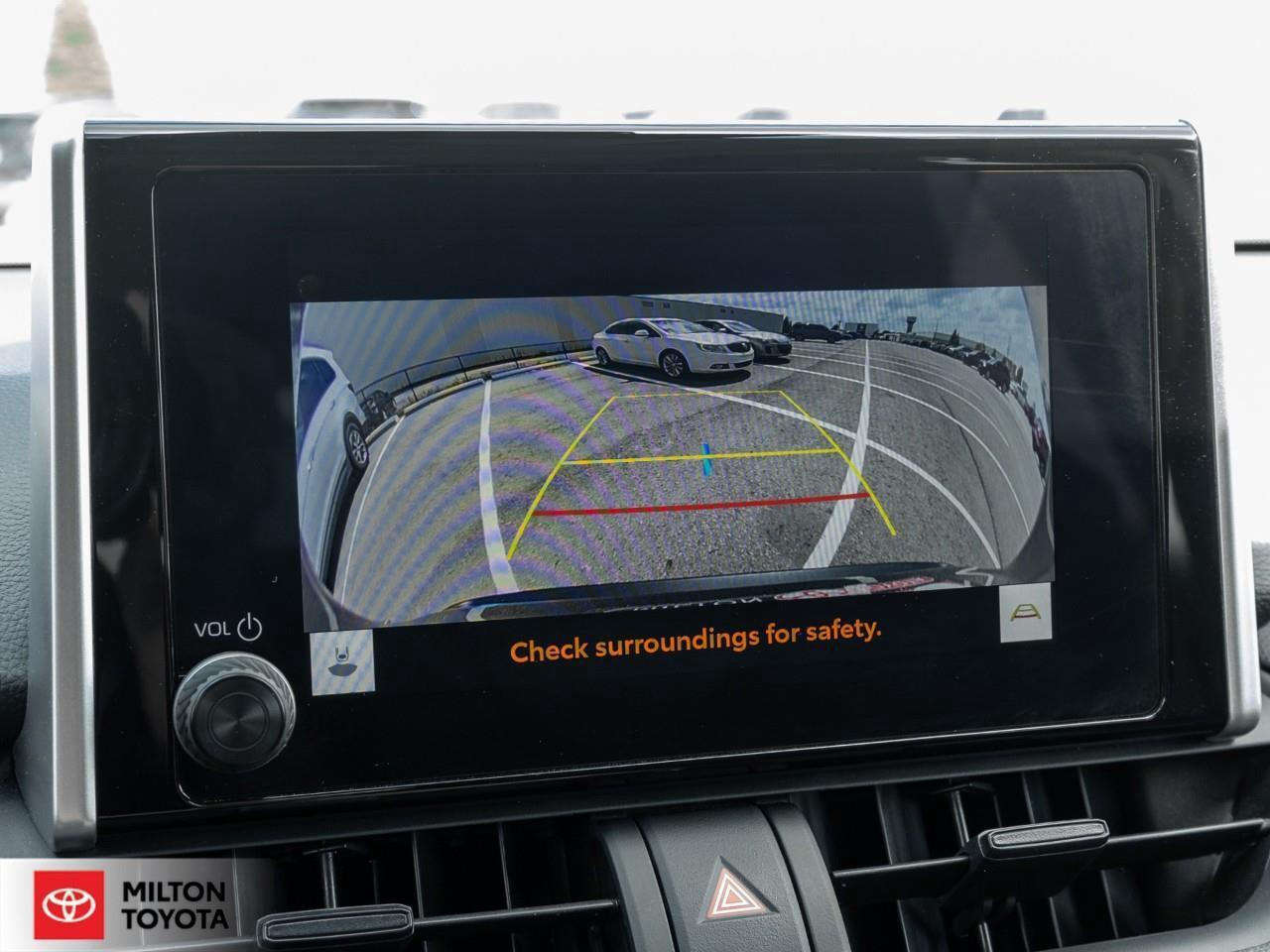 2025 Toyota RAV4 Hybrid SUNROOF CARPLAY HEATED STEERING ONE OWNER TCUV XLE Photo