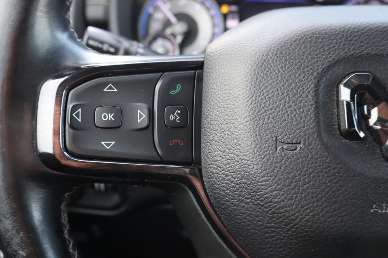 2022 RAM 1500 Limited Crew Cab 4WD   No Accident   $124/Weekly Photo