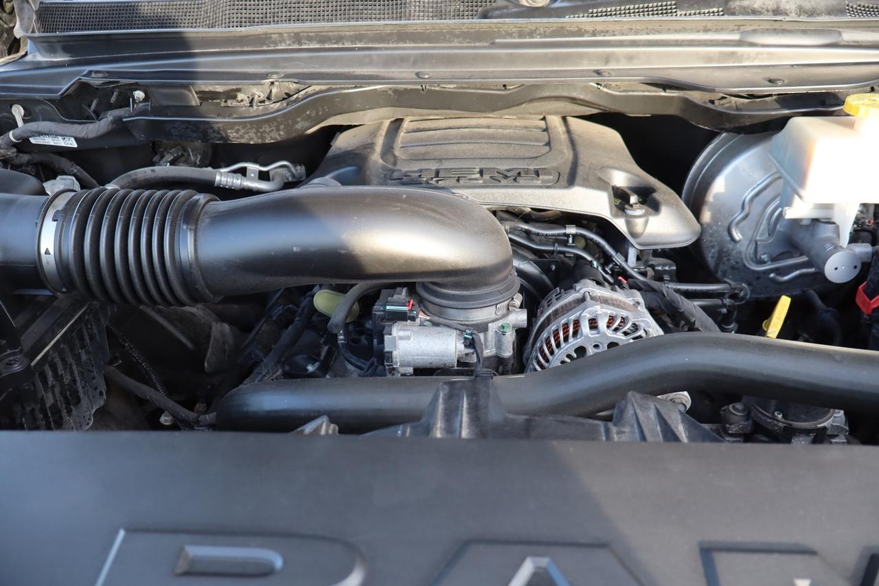 2022 RAM 1500 Limited Crew Cab 4WD   No Accident   $124/Weekly Photo