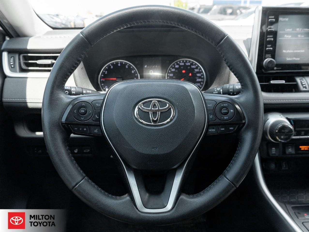 2020 Toyota RAV4 XLE PREMIUM AWD LEATHER REMOTE CONNECT 19 RIMS XLE Photo