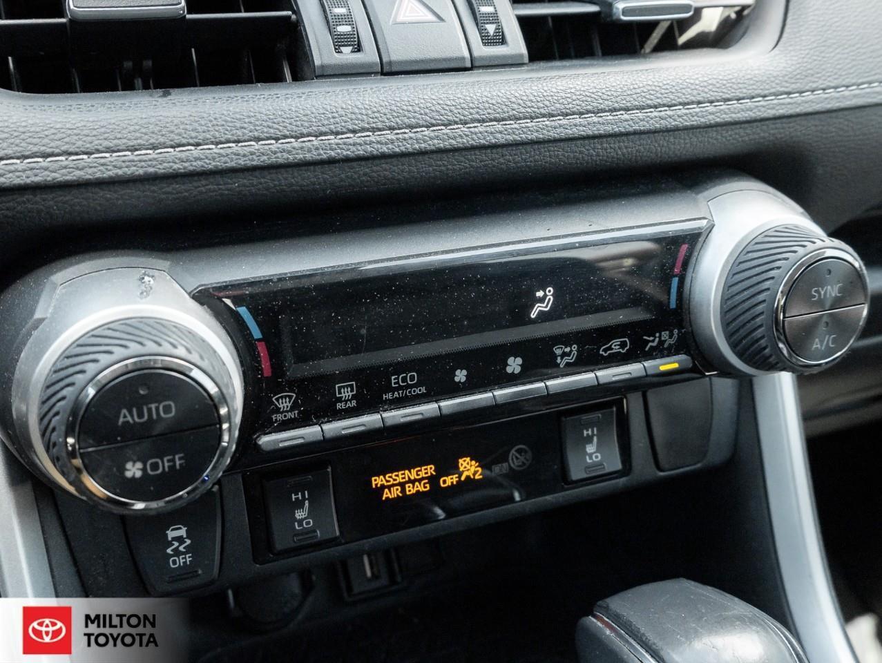 2020 Toyota RAV4 XLE PREMIUM AWD LEATHER REMOTE CONNECT 19 RIMS XLE Photo