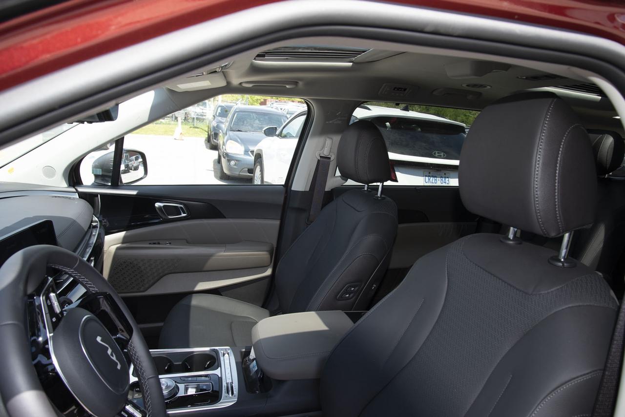 2026 Kia Carnival Hybrid SX Photo