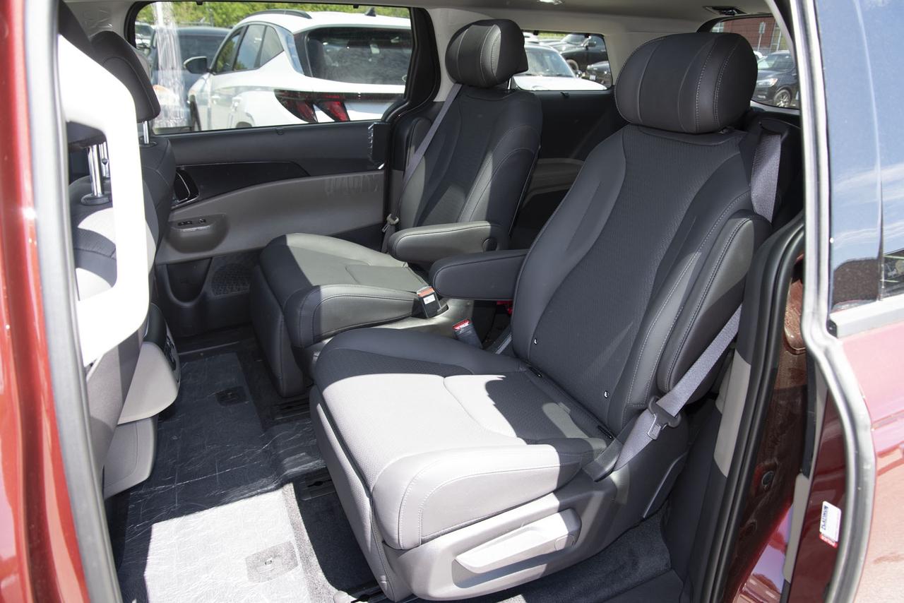 2026 Kia Carnival Hybrid SX Photo