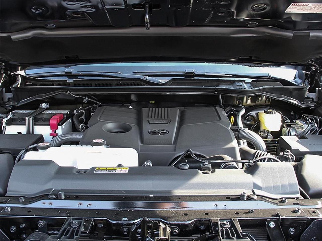 2026 Toyota Tundra 4X4 CrewMax Limited Photo