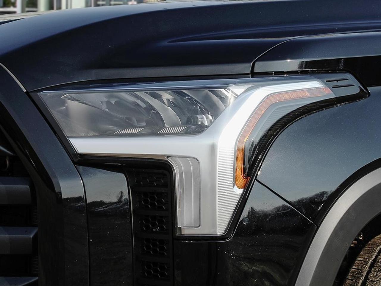 2026 Toyota Tundra 4X4 CrewMax Limited Photo