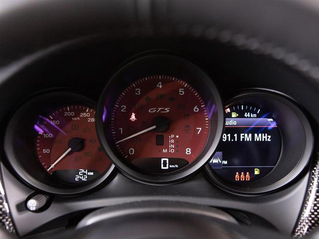 2026 Porsche Macan GTS AWD Photo